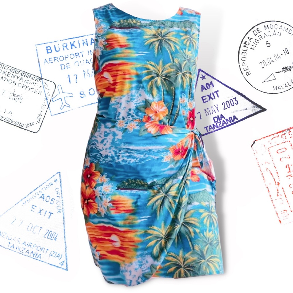 COPY - 🌋 Vintage 90s Hawaiian Print Ocean Landscape Side Wrap Dress